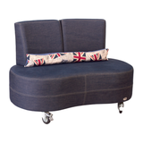 Sofa A238 — Zweisitzer mit Rollen