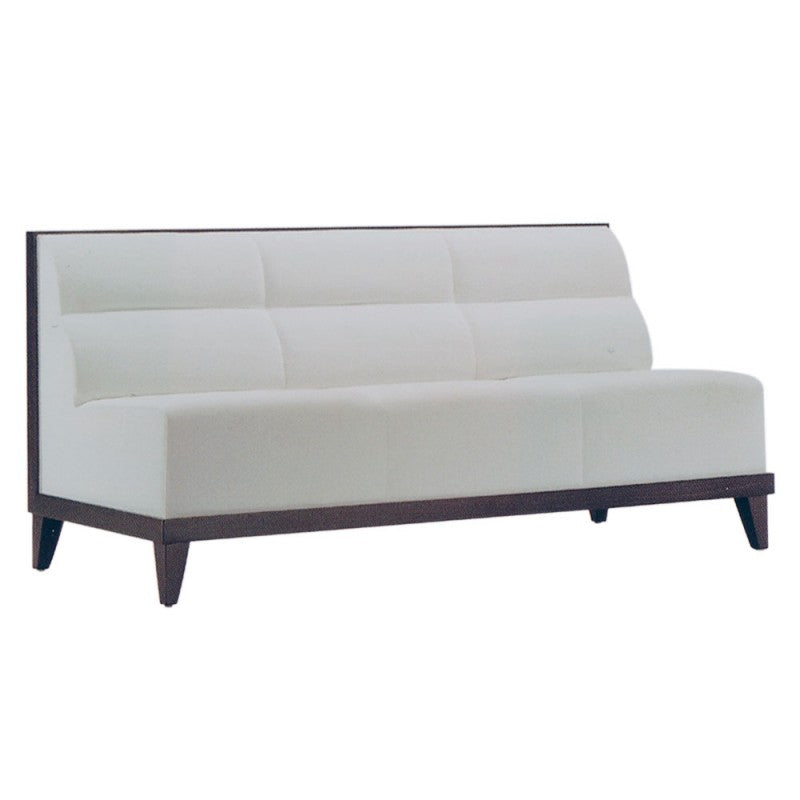 Sofa A608 — Modernes Objektsofa für Hotel und Gastronomie