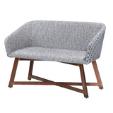 AM10 Zweisitzer-Sofa mit Holzgestell