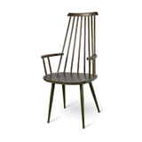 Holzsessel mit Metallbeinen - P802