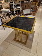 Compact-HPL-Tisch mit Aluminiumrahmen – COMMALU